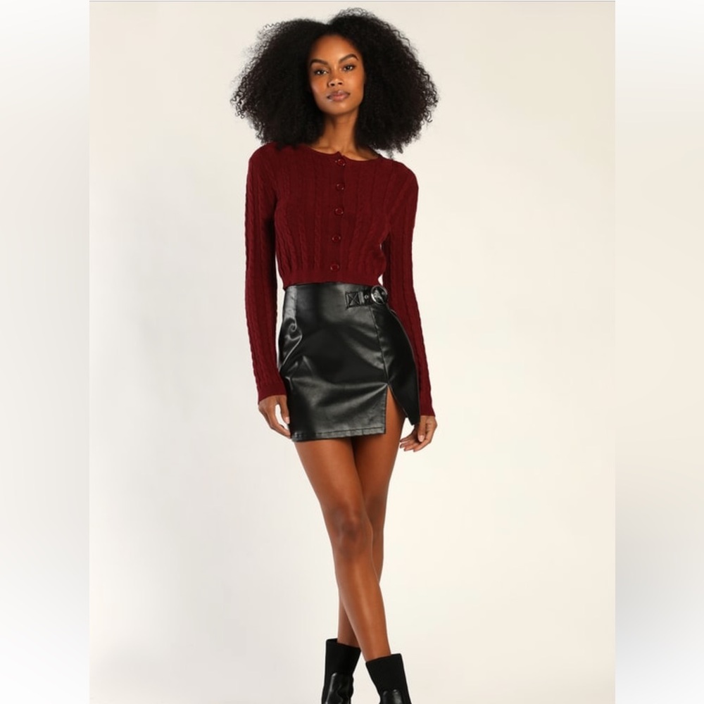 Lulus black vegan leather belted mini skirt